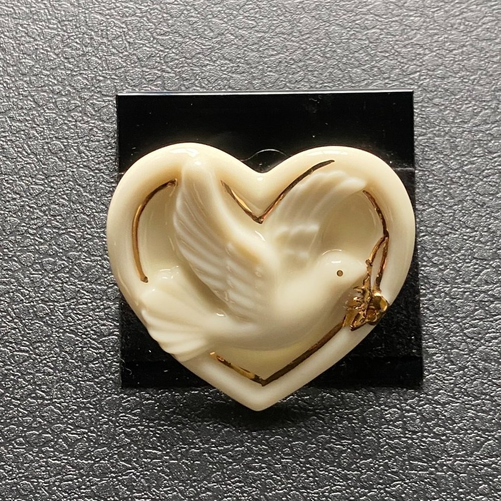 NWT Vintage Lenox Dove of Peace Brooch
